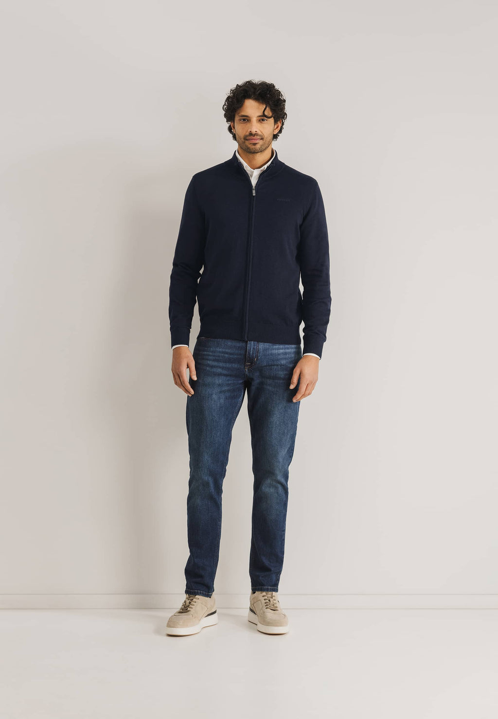 ESSENTIALS fijngebreid vest