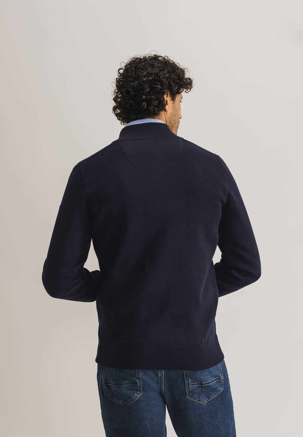 ESSENTIALS vest met rits