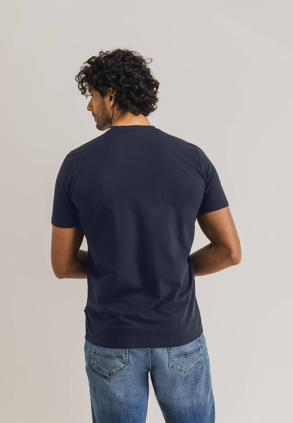 ESSENTIALS T-shirt met ronde hals