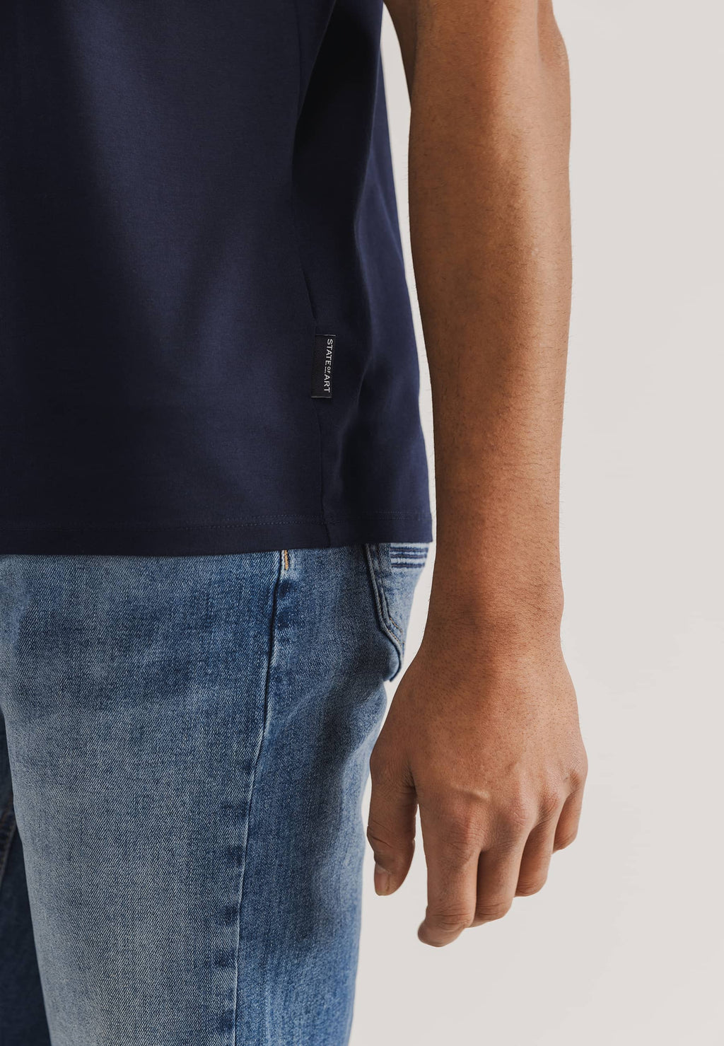 ESSENTIALS T-shirt met ronde hals