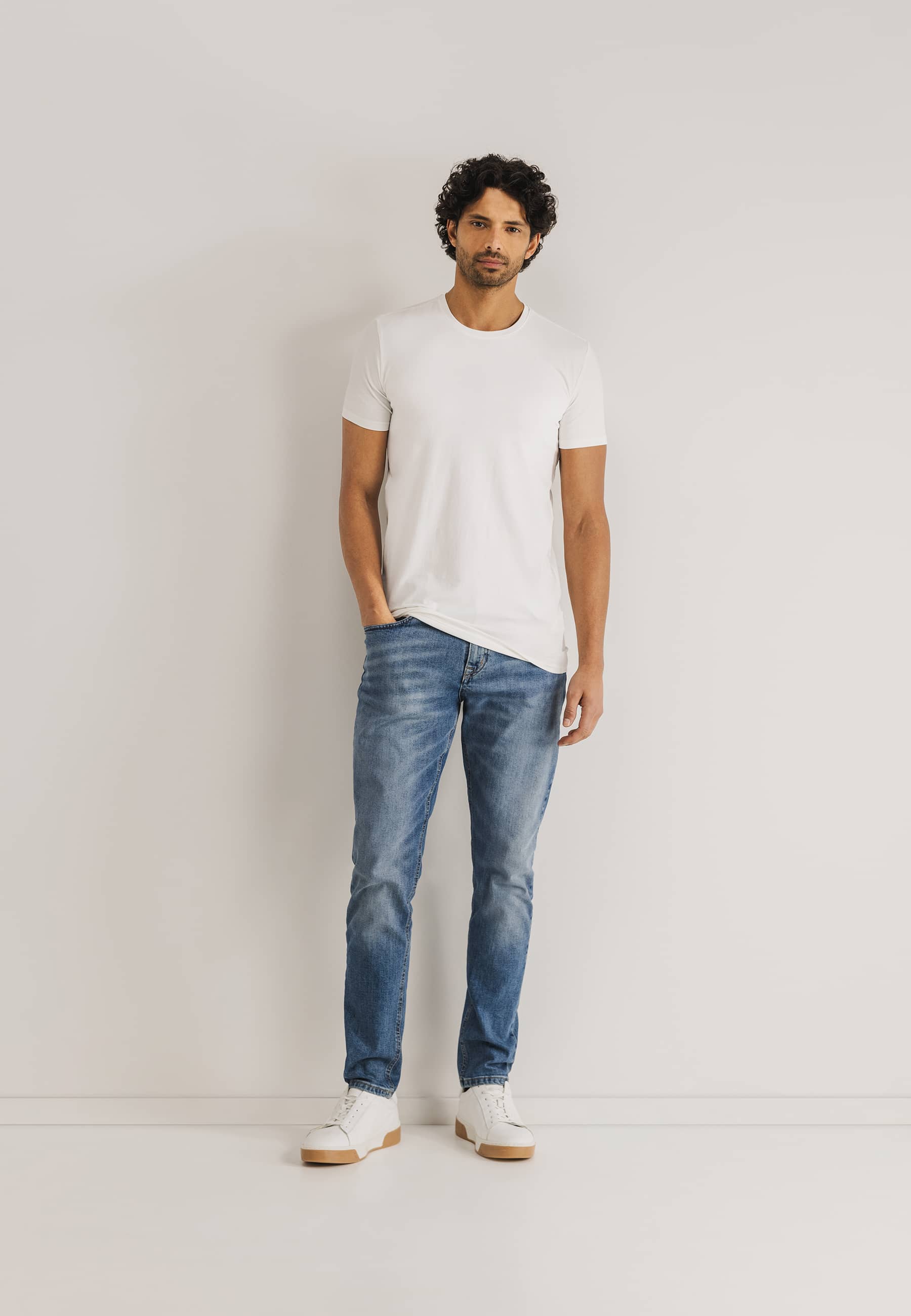 T-shirt ESSENTIALS extra long