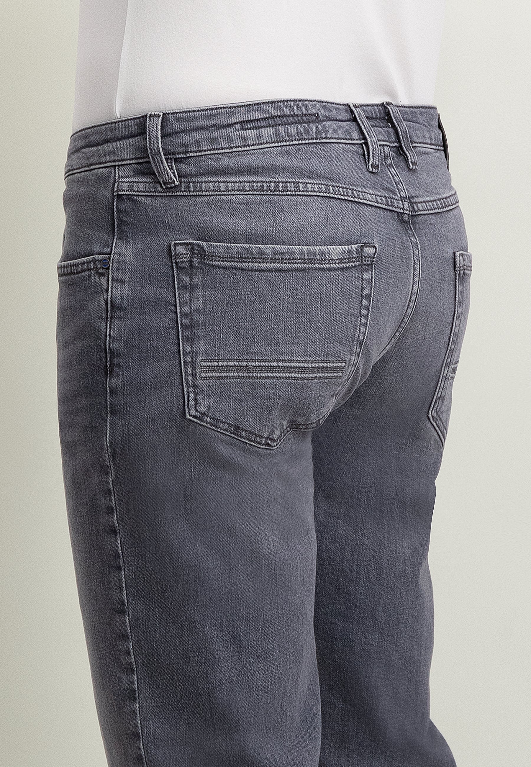 RACER regular fit 5-pocket in stretch denim
