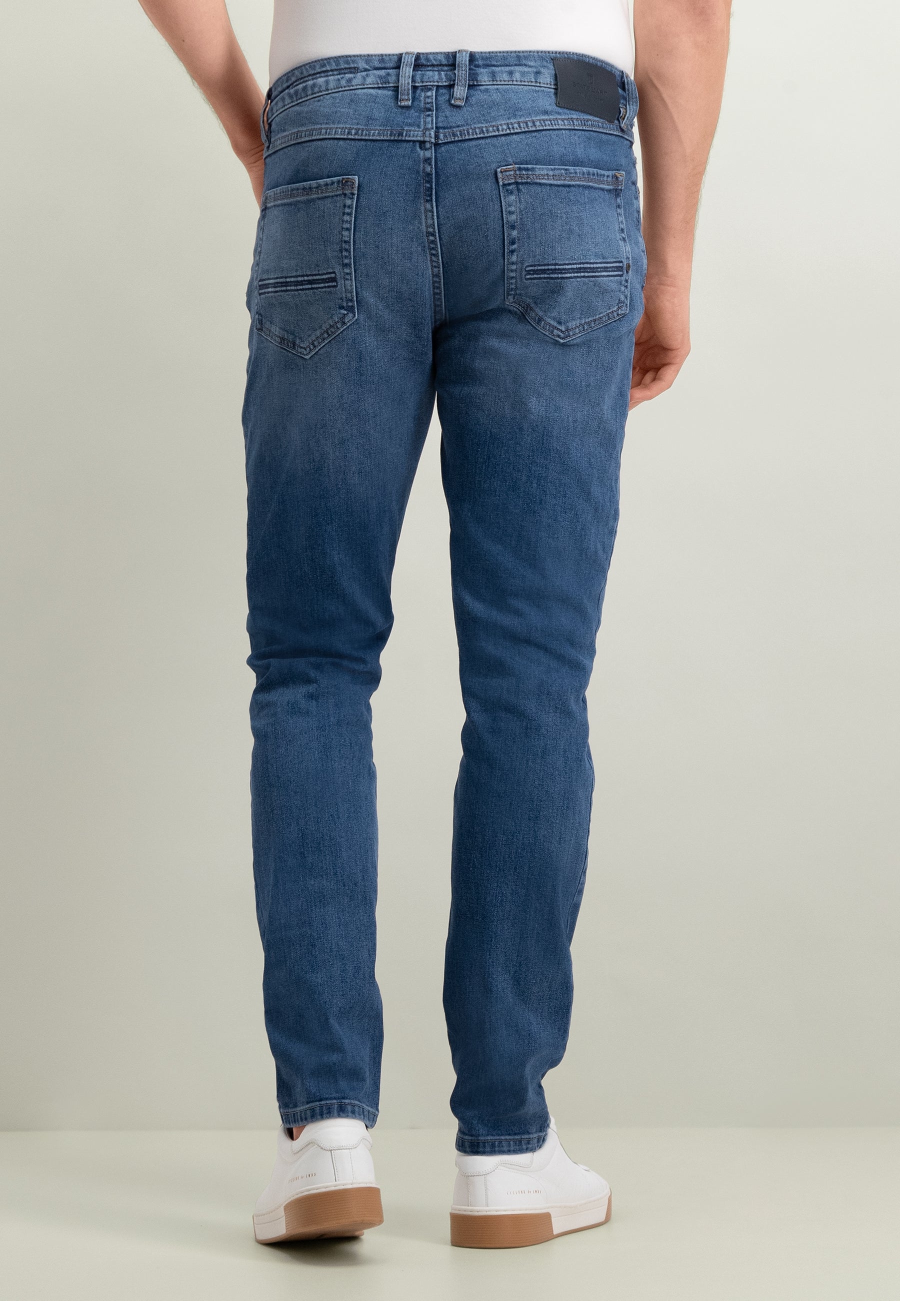 DRIVER tapered fit 5-pocket in stretch denim