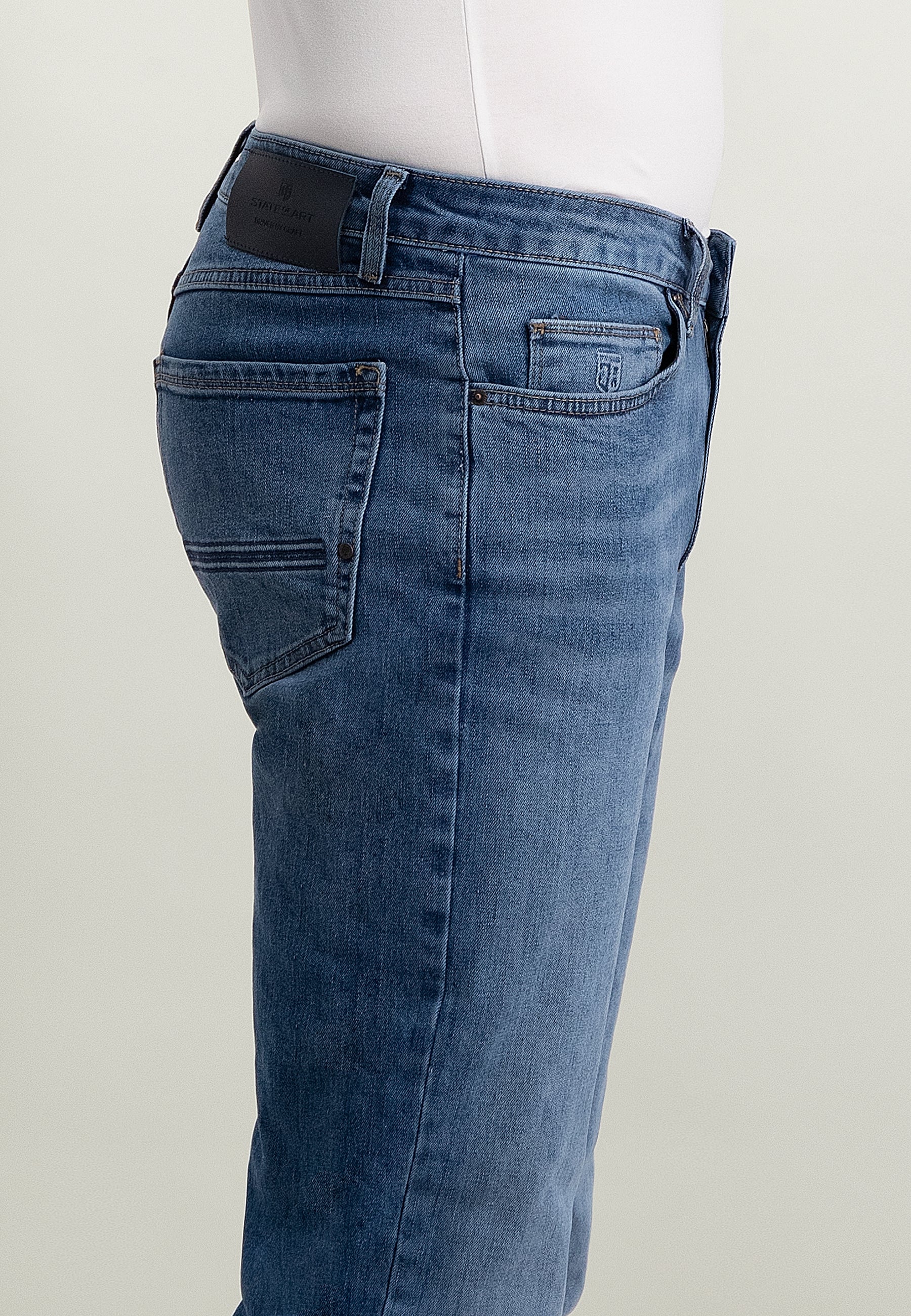 DRIVER tapered fit 5-pocket in stretch denim