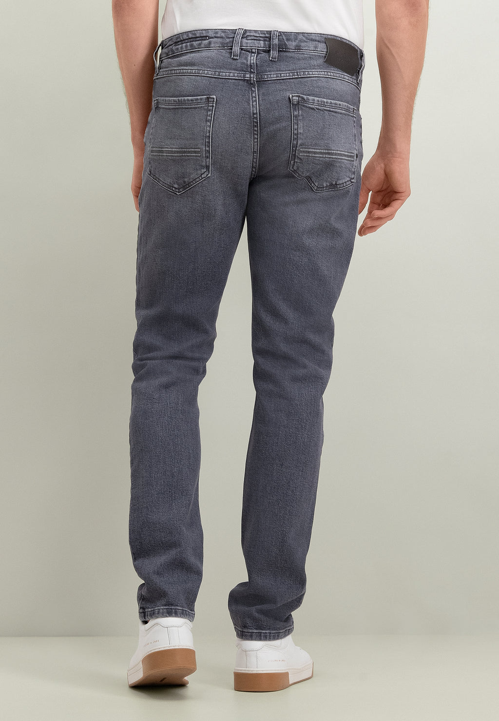 DRIVER tapered fit 5-pocket van stretchdenim
