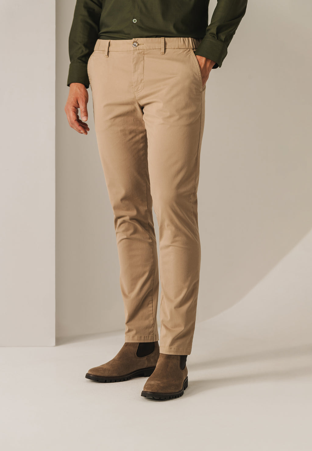 NAVIGATOR stretch chinos in twill fabric