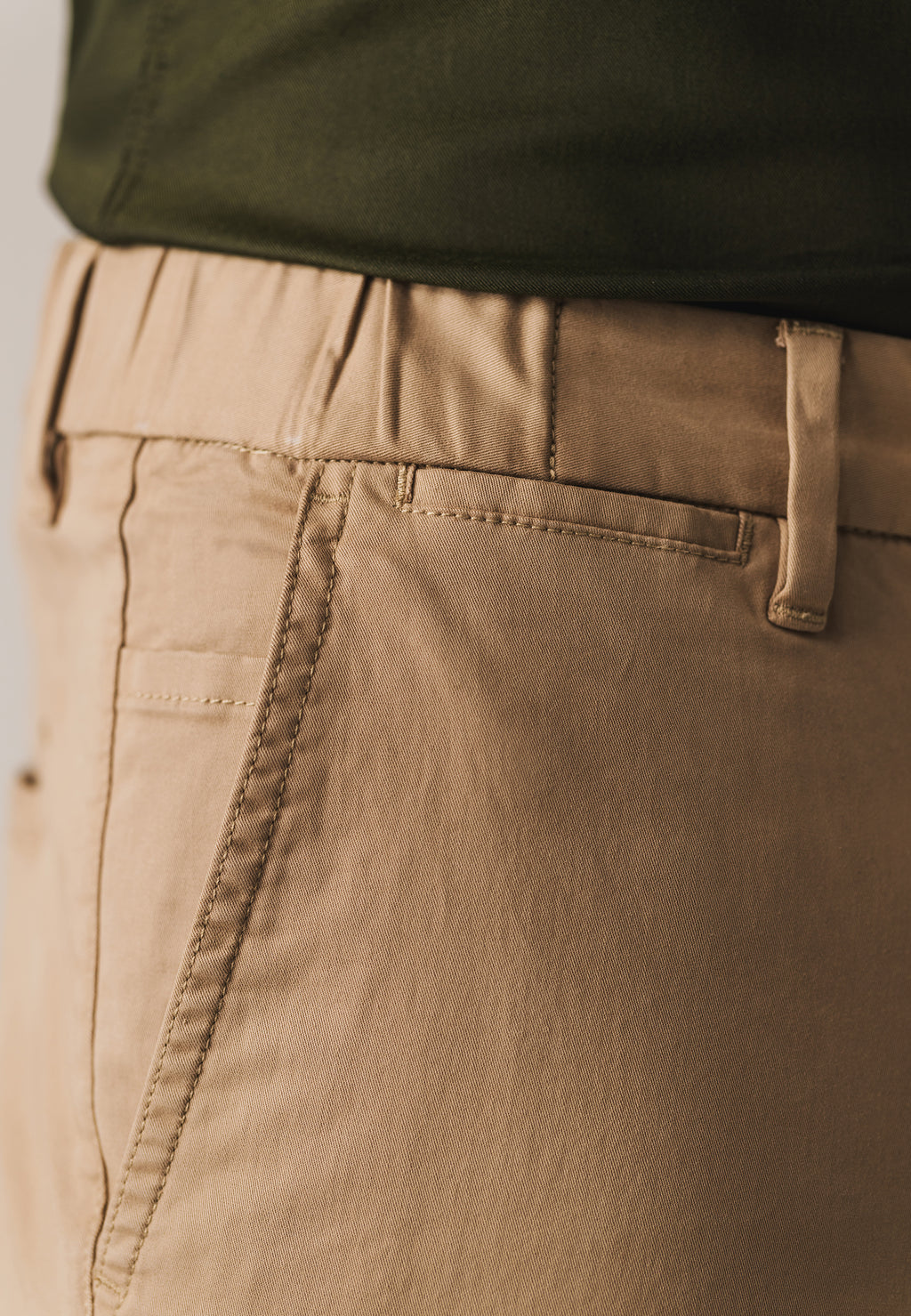 NAVIGATOR stretch chinos in twill fabric