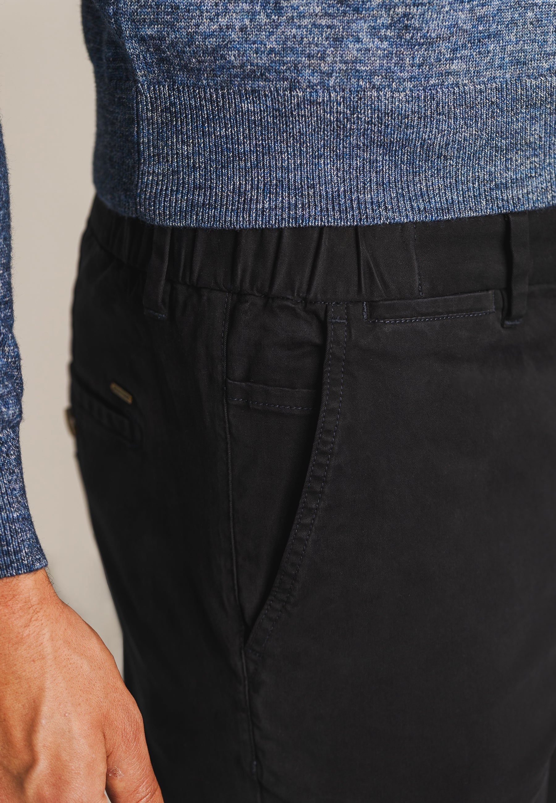 Chino stretch NAVIGATOR en tissu sergé