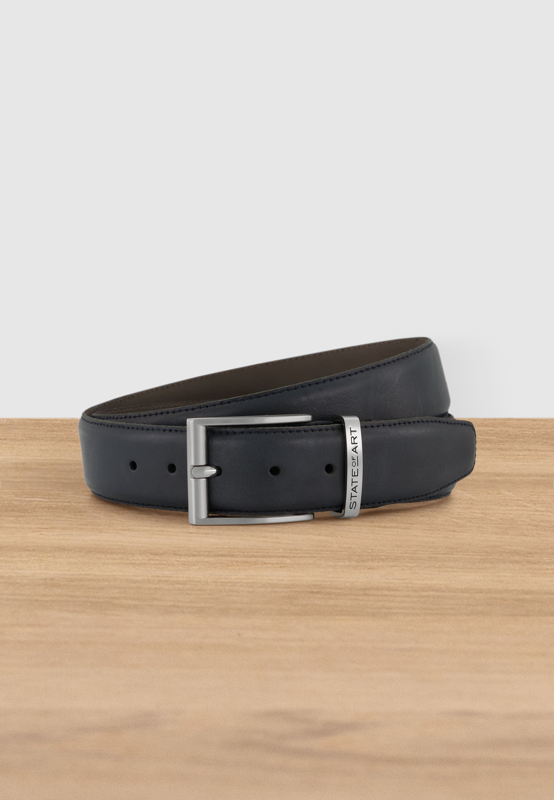 ESSENTIALS belt in ranger leather