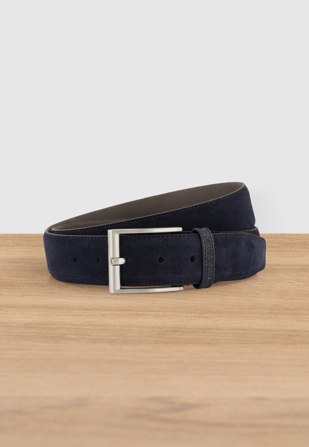 ESSENTIALS suede belt