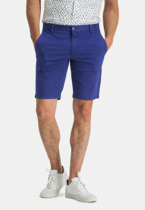 Shorts-in-a-chino-look---cobalt-plain