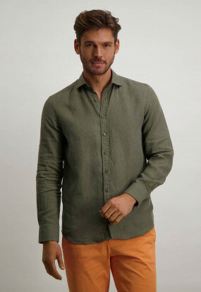 Linen-shirt-with-regular-fit---moss-green-plain
