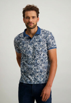 Short-sleeved-polo-with-digital-print---cobalt/white