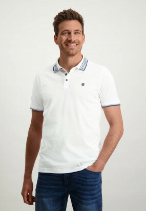 Regular-fit-polo-with-short-sleeves---white-plain