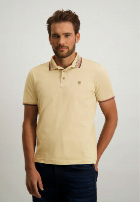 Regular-fit-polo-with-short-sleeves---beige-plain
