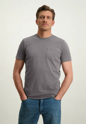 T-shirt-in-a-cotton-blend-with-chest-pocket