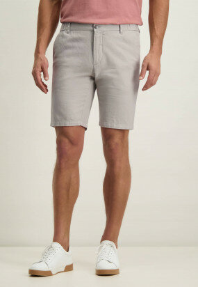 Twill-shorts-in-a-linen-blend-with-stretch