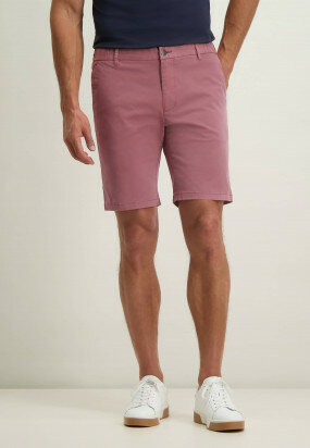 Shorts-with-elasticated-sides-details