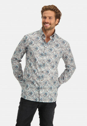 Shirt-with-regular-fit-and-button-closure