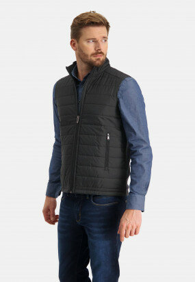 Bodywarmer-with-nylon-padded-front