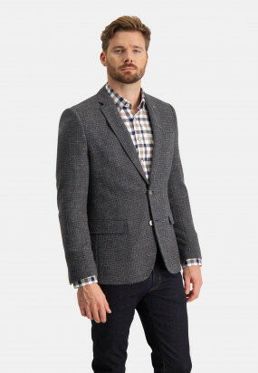 Blazer-with-a-checked-pattern