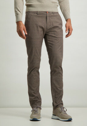 Stretch-chino-with-modern-fit-and-digital-print---cognac/dark-brown