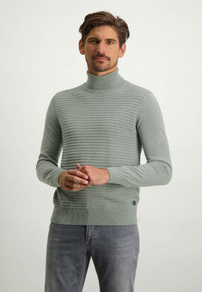 Turtle-neck-jumper-with-structured-body---silvergrey-plain
