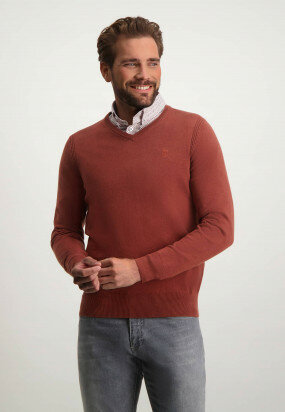 Pullover-mit-V-Ausschnitt-aus-Baumwolle---ziegel-uni