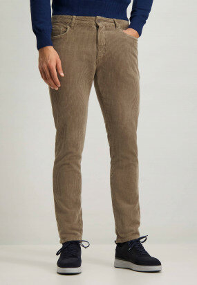 Corduroy-stretch-trousers-in-cotton---beige-plain