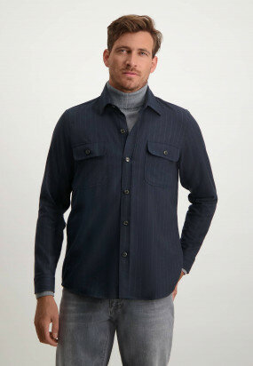 Modern-Classics-overshirt-in-a-wool-blend---dark-blue/medium-grey