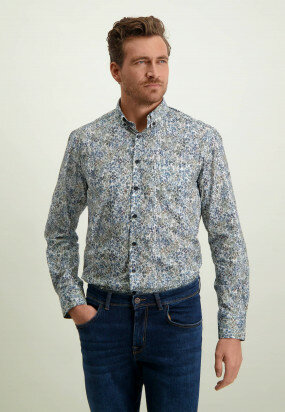 Shirt-with-button-down-collar