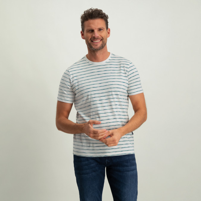 Striped-T-shirt-with-crew-neck