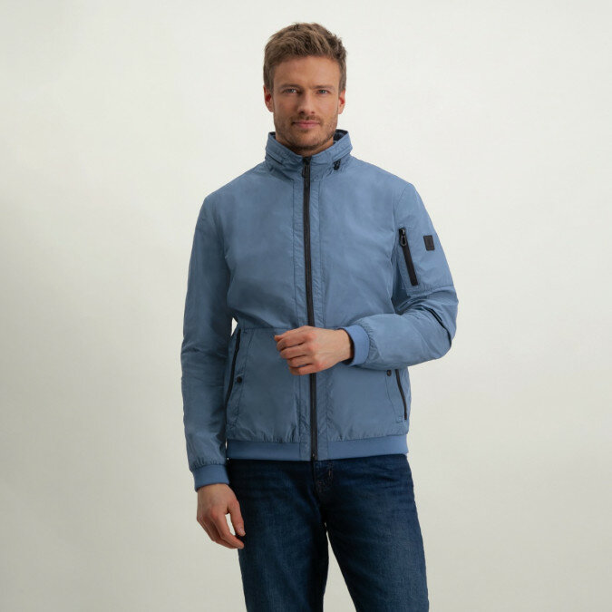 OUTERWEAR-jacket-with-zip