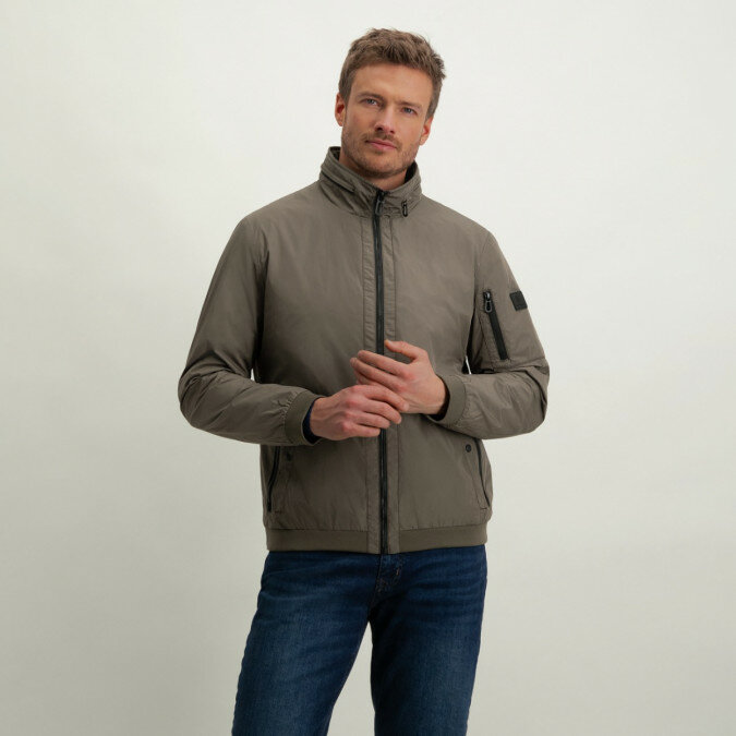 OUTERWEAR-short-jacket-in-polyester